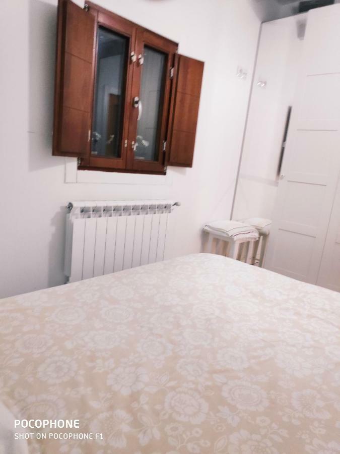 Apartamento Sayly บูร์โกส ภายนอก รูปภาพ
